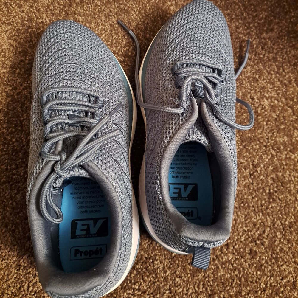 NWOT Propet Tour Knit Women's Sneaker - Picture 7 of 10